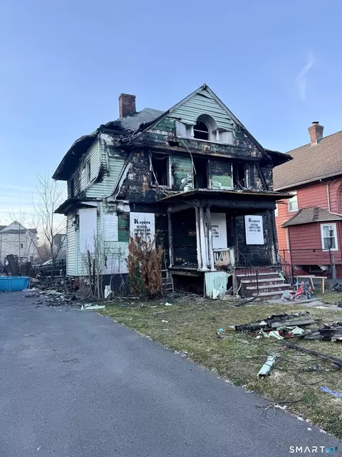 15 Shultas Pl, Hartford, CT 06114