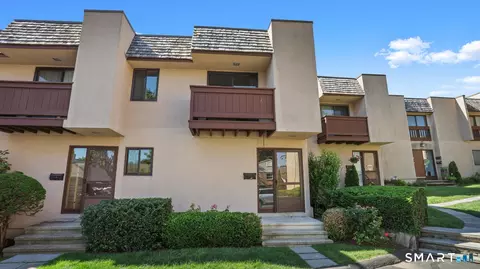 135 Courtland Ave #13, Stamford, CT 06902