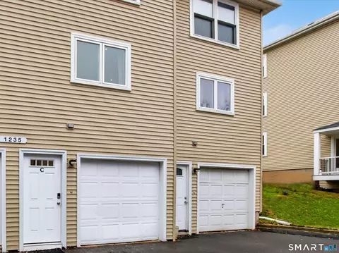 1235 East St #C, New Britain, CT 06053