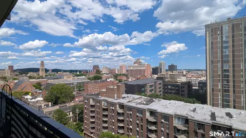 100 York St #15M, New Haven, CT 06511