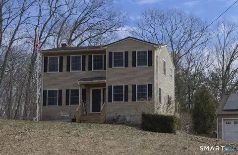 79 All Hallows Rd, Danielson, CT 06239