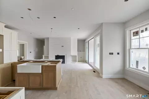 Living - 2 Pickett Rd, Roxbury, CT 06783 photo 2 of 3