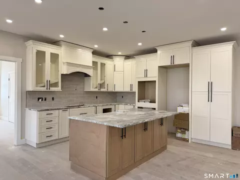 Kitchen - 2 Pickett Rd, Roxbury, CT 06783 photo 2 of 3
