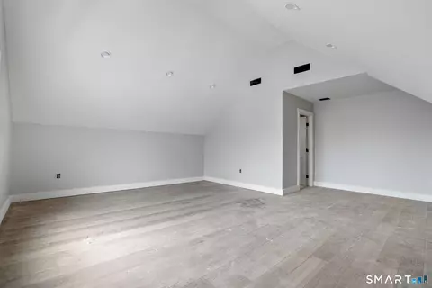 Bedroom - 2 Pickett Rd, Roxbury, CT 06783 photo 3 of 3