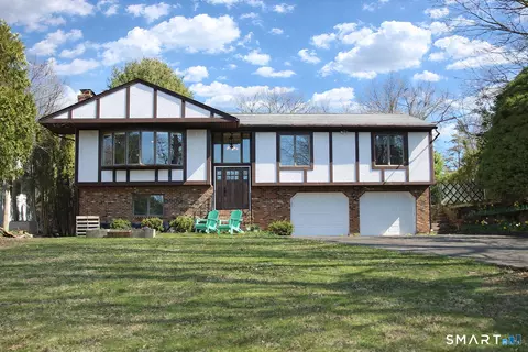 151 Colony St, Hamden, CT 06518