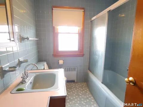 Bath - 30 Broad Brook Rd, Broad Brook, CT 06016 photo 1 of 2