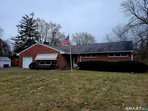 Exterior - 30 Broad Brook Rd, Broad Brook, CT 06016 photo 1 of 6