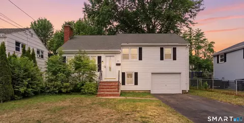 22 Crocker Ave, West Hartford, CT 06110