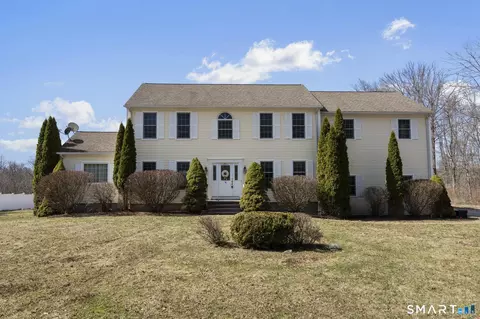 16 Larkey Rd, Oxford, CT 06478