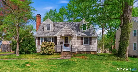 72 Lawndale Ave, Bristol, CT 06010
