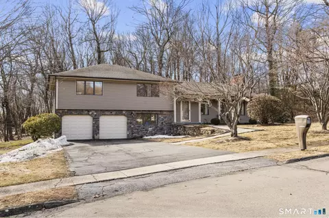 30 Cove Rd, Bristol, CT 06010