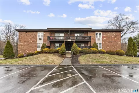 79 Balance Rock Rd #8, Seymour, CT 06483