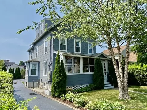 54 First St, Norwalk, CT 06855