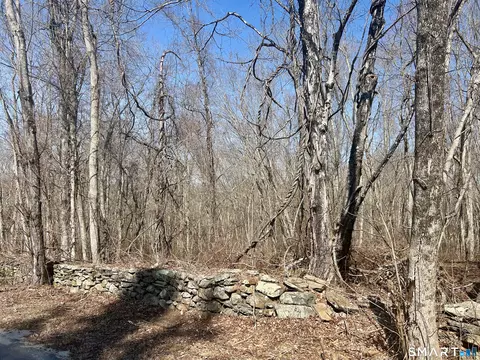 Reilly Road, Hampton, CT 06427