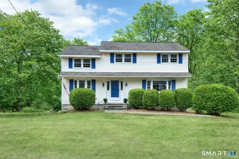 42 Scodon Dr, Ridgefield, CT 06877