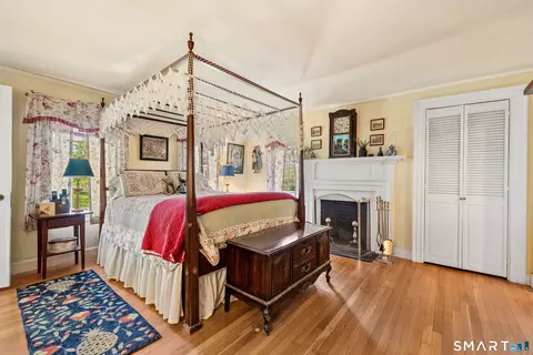 Bedroom - 17 Quaddick Rd, Thompson, CT 06277 photo 3 of 6