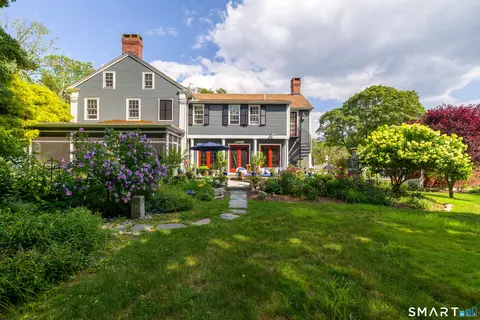 Exterior - 17 Quaddick Rd, Thompson, CT 06277 photo 9 of 14