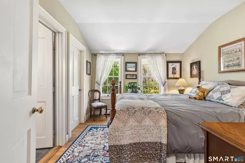 Bedroom - 17 Quaddick Rd, Thompson, CT 06277 photo 4 of 6