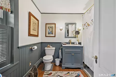 Bath - 17 Quaddick Rd, Thompson, CT 06277 photo 3 of 4