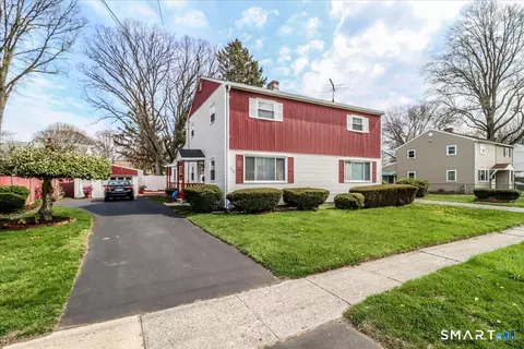 394 Garibaldi Ave, Stratford, CT 06615