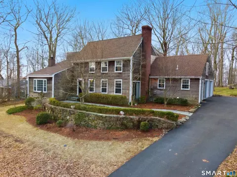 87 Sleepy Hollow Rd, Ridgefield, CT 06877