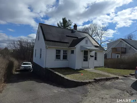 29 Esther Ave, Waterbury, CT 06708