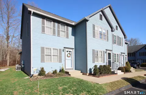 30 Mallard Ct #30, Wallingford, CT 06492