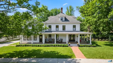 101 N Main St, Essex, CT 06426