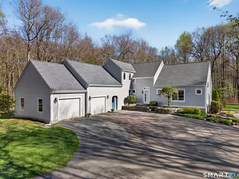 29 Welsch Farms Rd, Killingworth, CT 06419