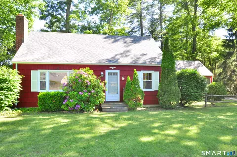 5 Robin Rd, Simsbury, CT 06070