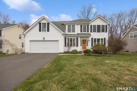 80 Orleton Ct, Cheshire, CT 06410