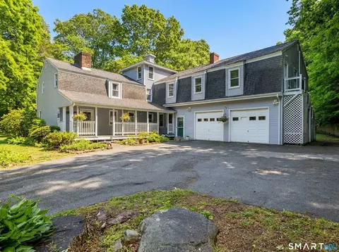 198 Grassy Hill Rd, East Lyme, CT 06333