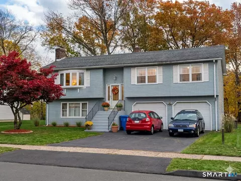 59 Pheasant Ln, East Hartford, CT 06108