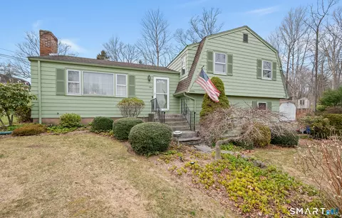 1 Steepleview Dr, East Hampton, CT 06424