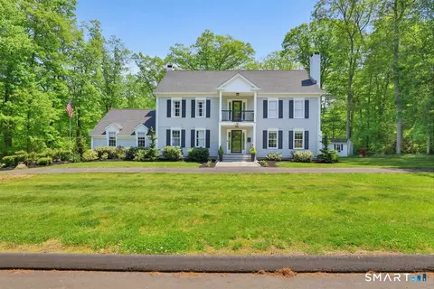 42 Mill Stone Dr, Guilford, CT 06437