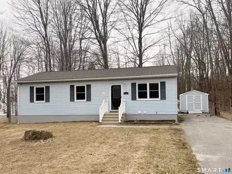 75 Academy Hill Rd, Plainfield, CT 06374