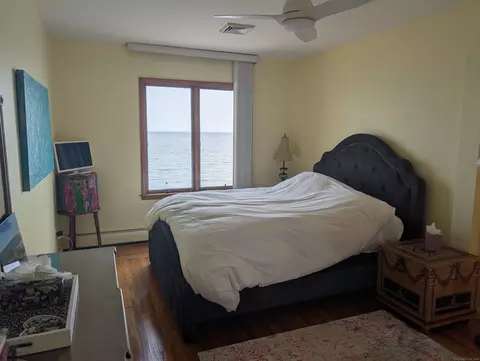 Bedroom - 248 Cosey Beach Ave, East Haven, CT 06512 photo 7 of 7