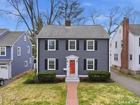 497 Fern St, West Hartford, CT 06107