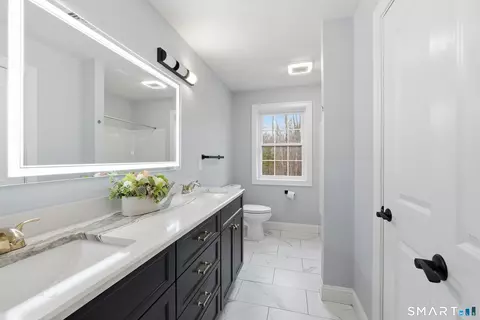 Bath - 38 Madison Ave, Thompson, CT 06277 photo 4 of 4