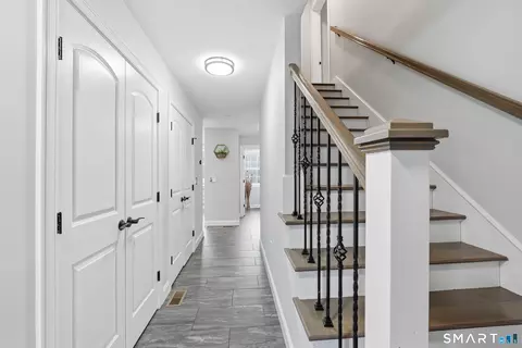 Entry Way - 38 Madison Ave, Thompson, CT 06277 photo 1 of 3