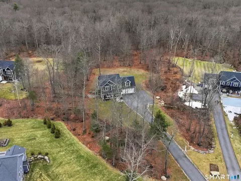 38 Madison Ave, Thompson, CT 06277