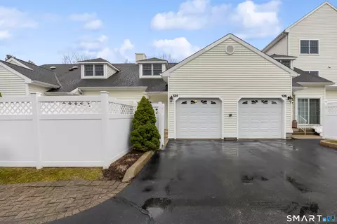 124 Southwick Ct #124, Cheshire, CT 06410