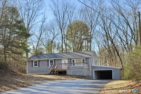66 Oak Hill Dr, Thompson, CT 06277