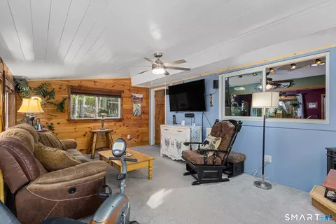 Living - 34 Robert Ave, Killingly, CT 06239 photo 5 of 5