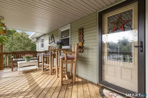 Exterior - 34 Robert Ave, Killingly, CT 06239 photo 6 of 6