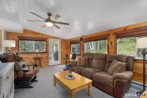 Living - 34 Robert Ave, Killingly, CT 06239 photo 1 of 5