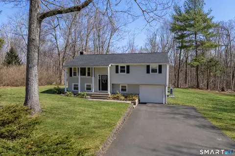 50 Cook Rd, Tolland, CT 06084
