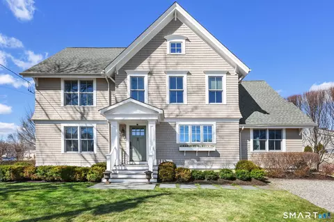 693 S Benson Rd, Fairfield, CT 06824