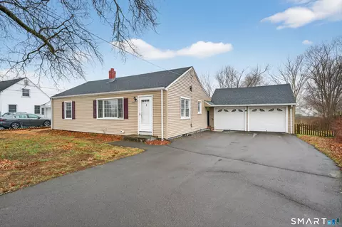 57 Glenmoor Dr, East Haven, CT 06512