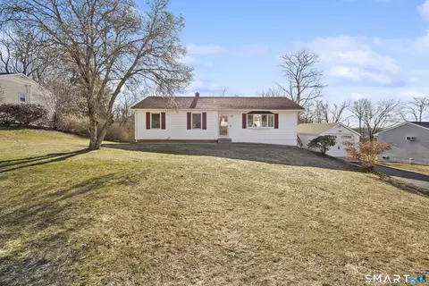 32 Sandy Ln, Wolcott, CT 06716